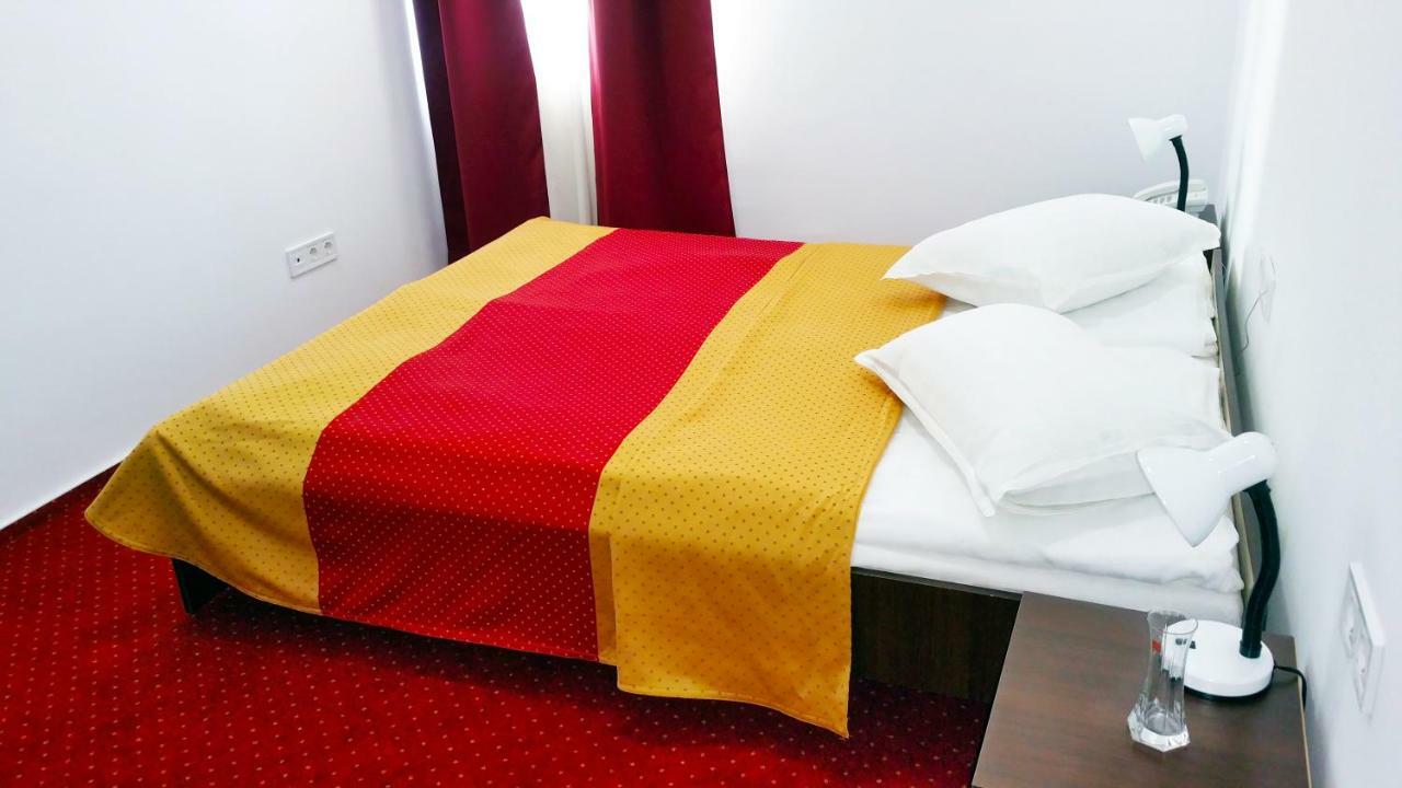 Hotel Teilor Caciulata Εξωτερικό φωτογραφία